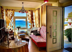 Aphrodite beach, boutique apartment at Kalamaki
